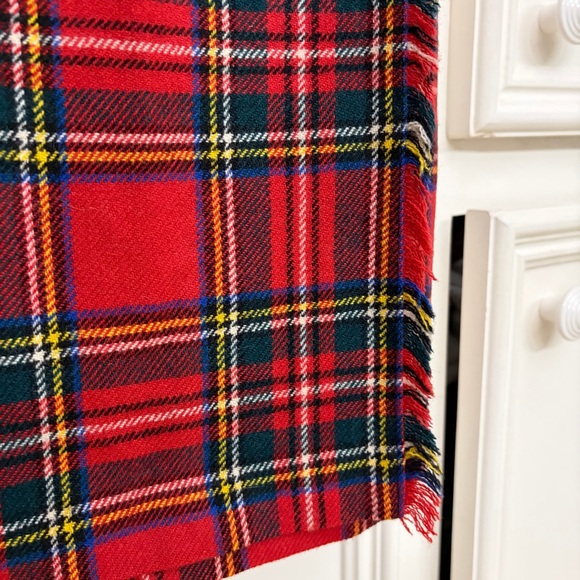 Brendella Wool Tartan Pleated Plaid McKilt Royal Stewart Red Skirt Size 10 NWT - Picture 9 of 14